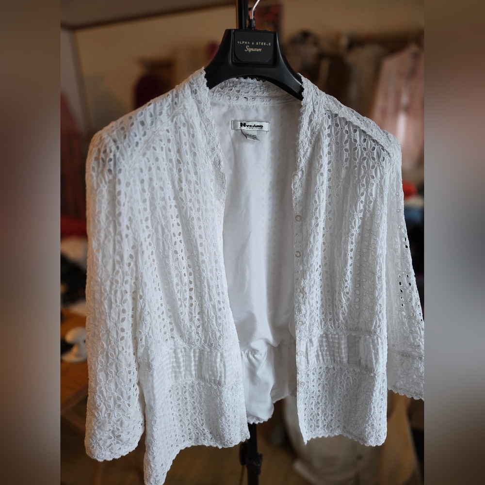 Nygard Collection Vintage White Lace Eyelet Blazer